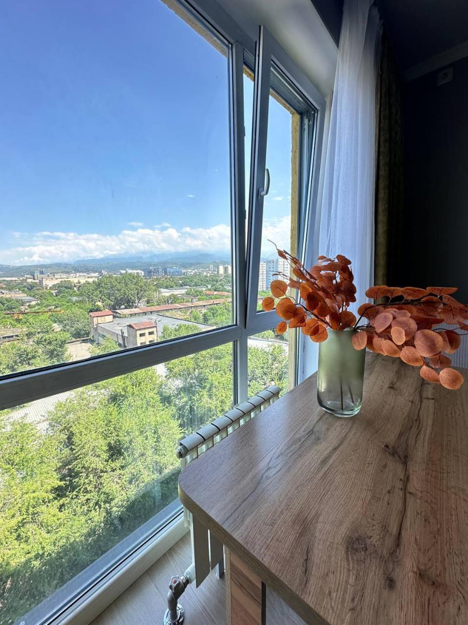 Medinahotelkz, # 63, Вид На Горы, 15 Мин Пешком До Арбата, Halal Almaty Eksteriør billede